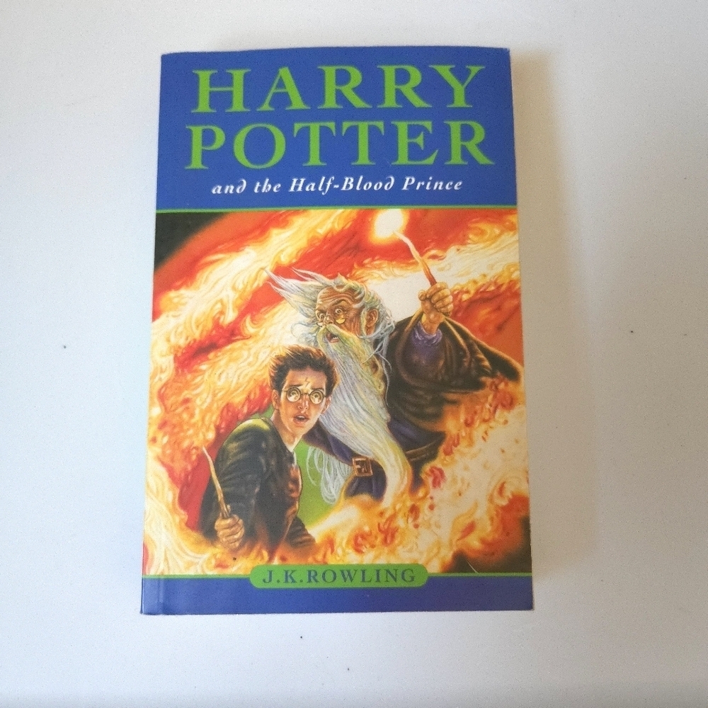 1st Edition Harry Potter and the Half-Blood Prince Paper Back Book 1st Editon